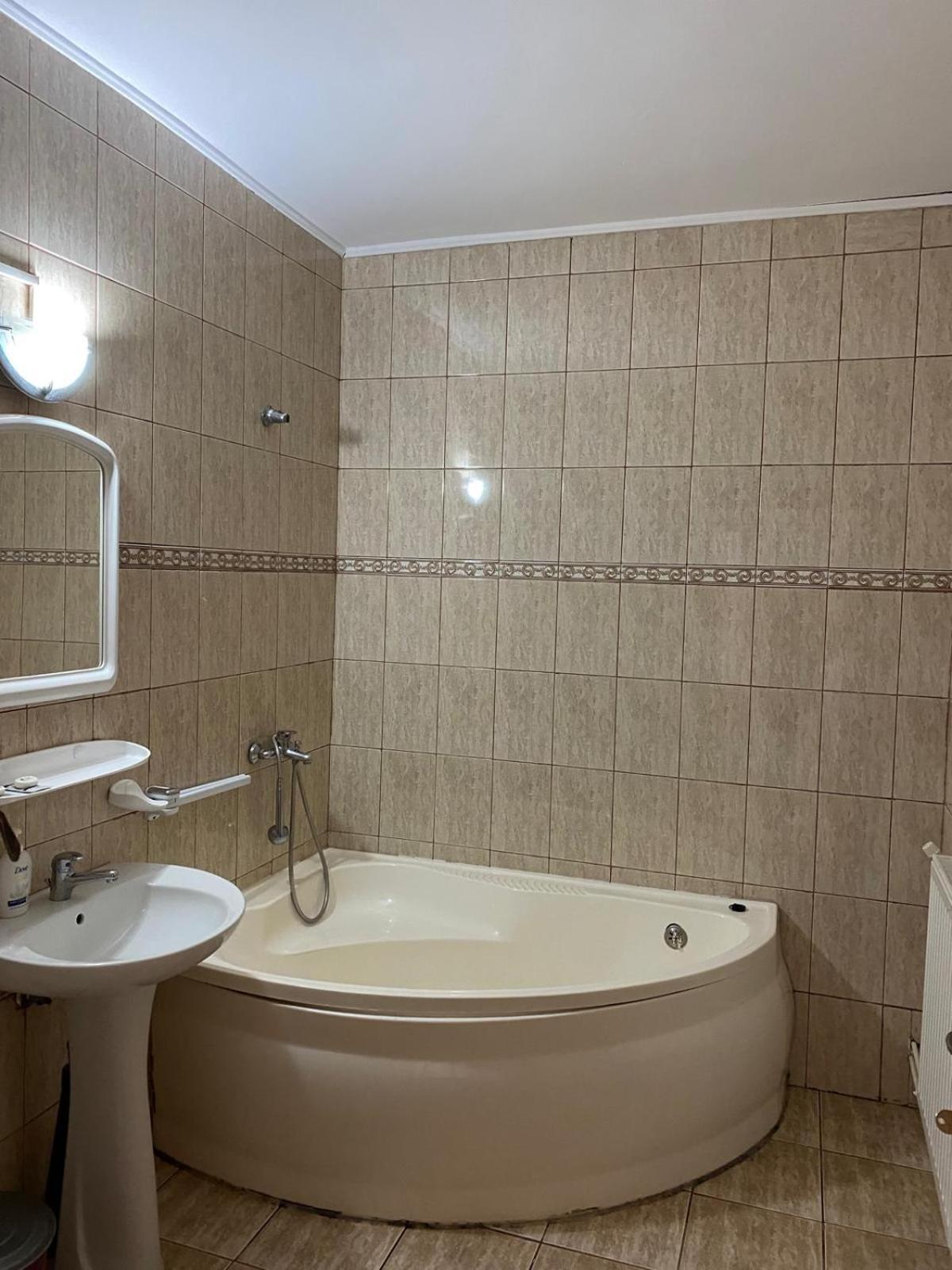 Casa De Vacanta Vârtop Eksteriør billede